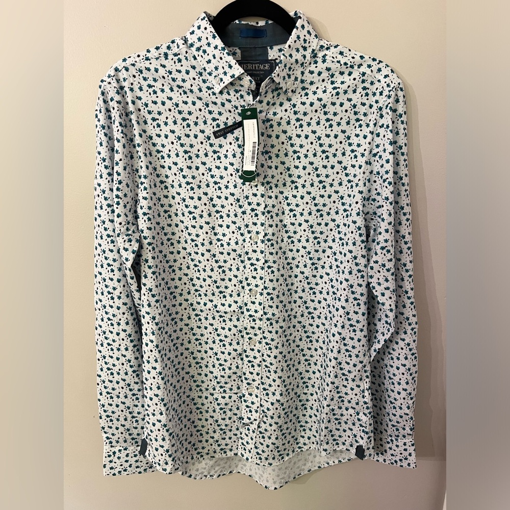 Heritage Men’s Non-Iron Dress Shirt Flowers NWT Size Medium